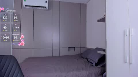 Nina online show from March 2026 04:02:02 AM