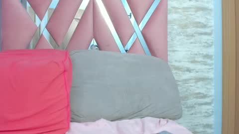 Nina Medux online show from March 2025 06:44:01 AM