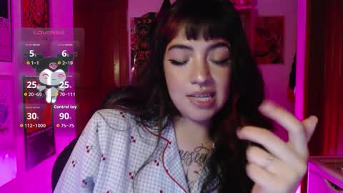 Ninfa  online show from November 2025 01:59:01 AM