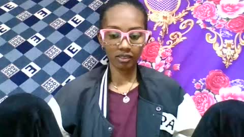 ninie246746 online show from July 2026 05:56:02 AM