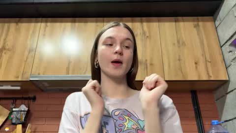 Tears Lora online show from November 2025 07:41:01 AM