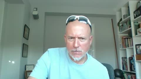 Snapshot of nmmm124347 chatting on April 2026 03:01:02 PM nmmm124347 online show from April 2026 03:01:02 PM