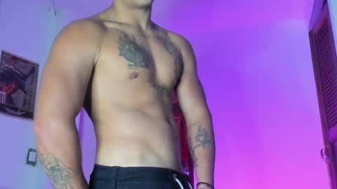 noah_223 online show from April 2026 04:21:01 AM