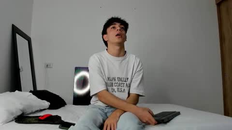 Noah online show from September 2025 08:53:02 PM