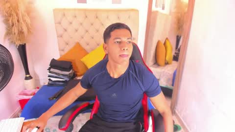 N O AH - S T H O  N E online show from March 2026 03:45:02 AM