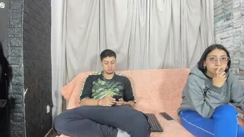 Noahandbunny online show from May 2026 11:06:01 AM