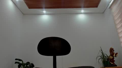 LIAM- noah online show from March 2026 01:39:01 PM