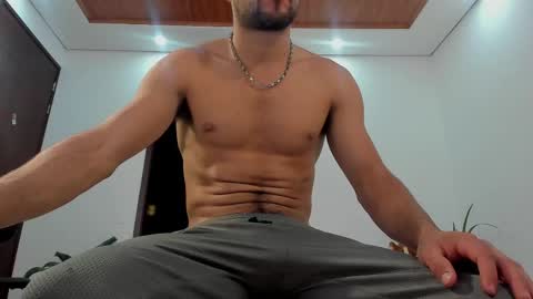 LIAM- noah online show from April 2026 01:41:01 PM