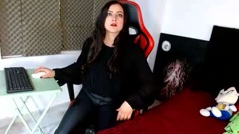 Noamartin online show from July 2026 03:26:01 AM