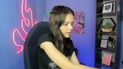 Snapshot of noelle_woww chatting on July 2026 01:42:01 PM Noelle online show from July 2026 01:42:01 PM