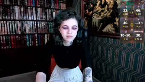 Snapshot of noellegothicshadow chatting on June 2026 02:03:01 AM Elly online show from June 2026 02:03:01 AM