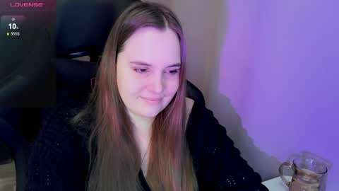 noir_ember_ online show from March 2026 04:18:01 PM