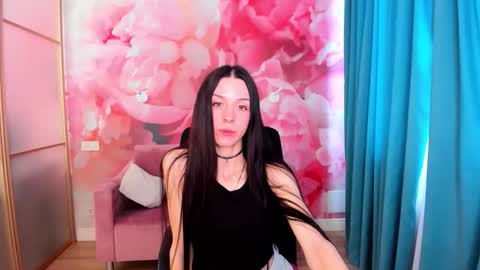 NoirDiva online show from April 2026 05:54:02 AM