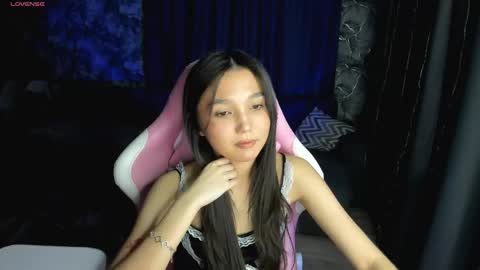 nomi online show from April 2026 07:49:01 PM