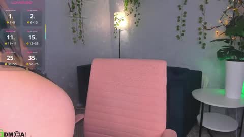 nonna_noffer online show from April 2026 11:21:02 AM