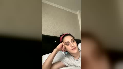 norablues online show from July 2026 03:58:02 PM