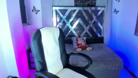 nova online show from June 2026 09:49:01 PM
