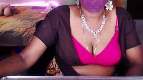 Novapol online show from May 2026 02:02:02 PM