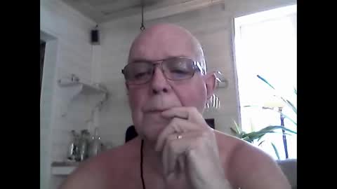 Haky online show from January 2025 10:42:02 AM