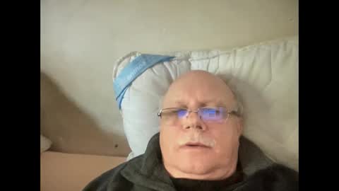 nukiss online show from October 2025 09:42:02 AM