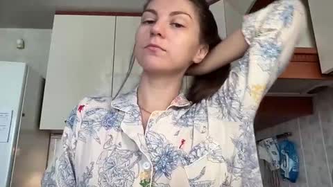 Ema online show from September 2025 04:34:02 AM