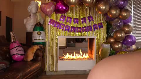 Snapshot of nuryforerogh chatting on January 2025 08:48:01 PM Nury Forero online show from January 2025 08:48:01 PM