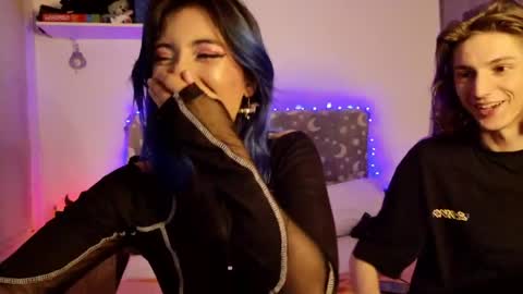 Nusitacouple online show from March 2026 11:16:01 PM