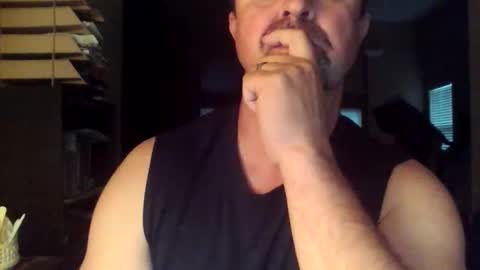 nvrenuff1979 online show from October 2025 11:58:02 AM