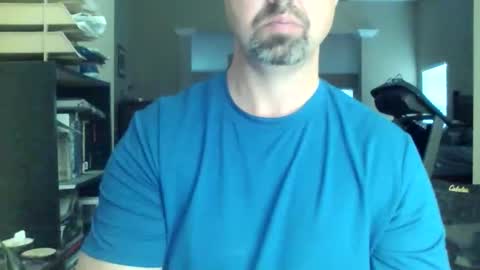 nvrenuff1979 online show from February 2026 12:47:02 PM