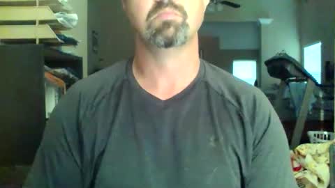 nvrenuff1979 online show from May 2026 11:26:02 AM