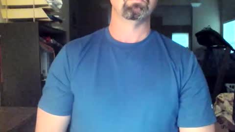 nvrenuff1979 online show from May 2026 11:29:02 AM