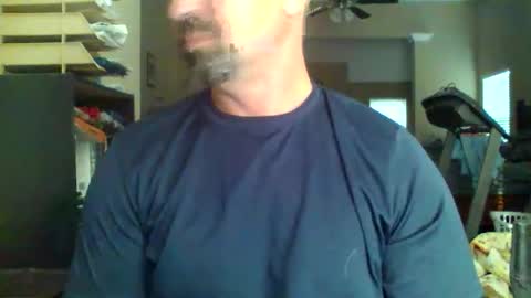 nvrenuff1979 online show from May 2026 11:29:01 AM