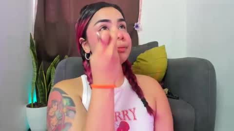 Nia online show from March 2026 06:51:01 PM