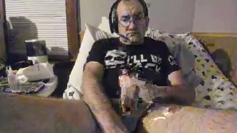 nyfarmer77 online show from September 2025 11:49:01 PM