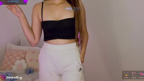 Nylaah online show from May 2026 01:16:01 PM