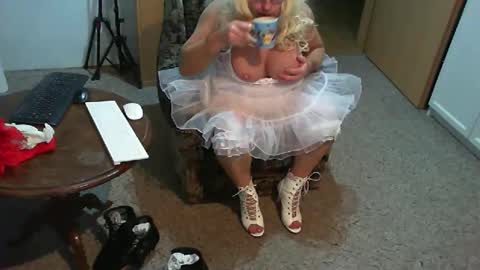 Snapshot of nyloniasau chatting on February 2026 05:36:01 AM Strumpfhose online show from February 2026 05:36:01 AM