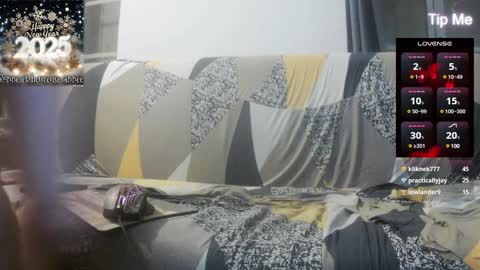 Brad Pitt online show from January 2025 06:45:02 PM