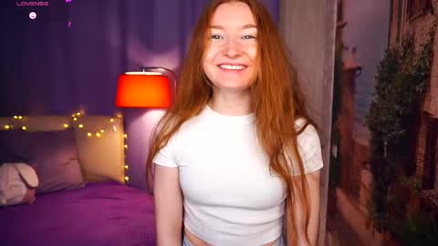 Lucy night Alice and Gven day online show from February 2025 06:11:02 PM