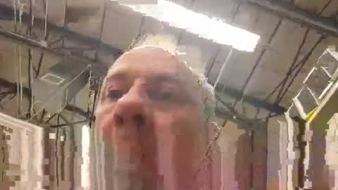 Officer online show from December 2025 12:35:02 PM