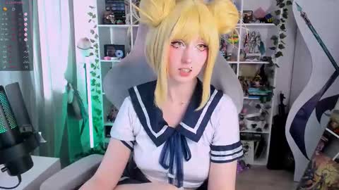 Clementine  Clem  online show from September 2025 09:31:02 AM