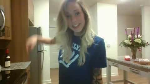 Snapshot of ohkaybby chatting on February 2026 02:40:02 AM ohkaybby online show from February 2026 02:40:02 AM