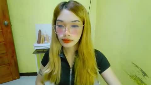 ohmyalessandraxcx online show from December 2025 07:43:02 PM