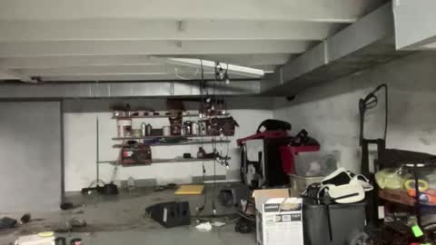 oilyexhibslut online show from May 2026 01:44:01 AM