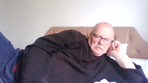 Snapshot of old_fkrr_ chatting on June 2026 08:50:01 AM old_fkrr_ online show from June 2026 08:50:01 AM