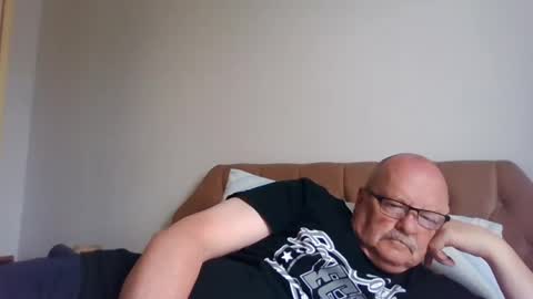 Snapshot of old_fkrr_ chatting on July 2026 08:21:01 AM old_fkrr_ online show from July 2026 08:21:01 AM