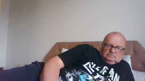 Snapshot of old_fkrr_ chatting on July 2026 10:19:01 AM old_fkrr_ online show from July 2026 10:19:01 AM