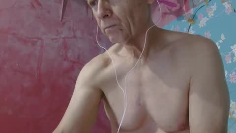 Snapshot of oldbuthorny62 chatting on April 2026 07:31:01 AM oldbuthorny62 online show from April 2026 07:31:01 AM