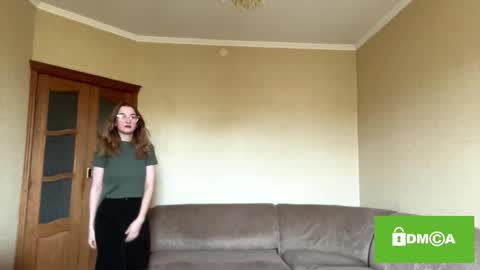 Olivia here online show from October 2025 08:22:01 AM