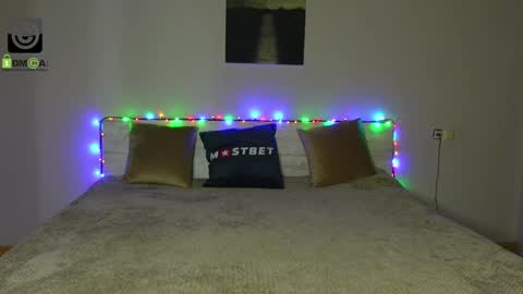 Oliver  Kaen online show from December 2024 03:04:02 PM