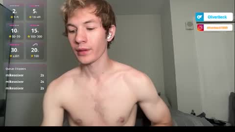Snapshot of oliver_beck chatting on July 2026 07:40:02 PM Oliver Beck online show from July 2026 07:40:02 PM